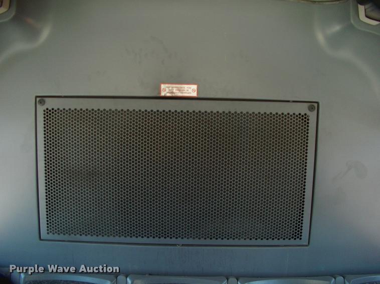 image for item DP9286 2003 Blue Bird shuttle bus