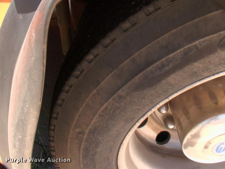 image for item DP9286 2003 Blue Bird shuttle bus