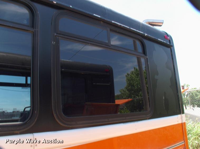 image for item DP9286 2003 Blue Bird shuttle bus