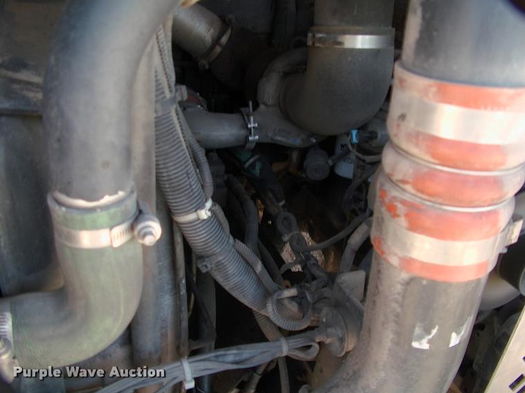 image for item DP9286 2003 Blue Bird shuttle bus