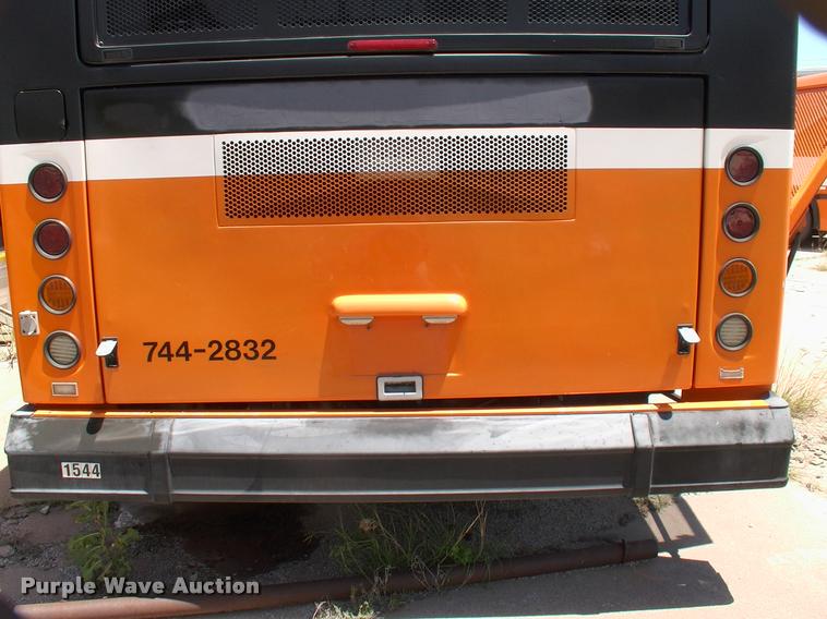 image for item DP9286 2003 Blue Bird shuttle bus