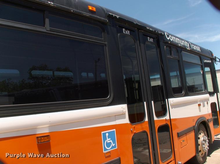 image for item DP9286 2003 Blue Bird shuttle bus