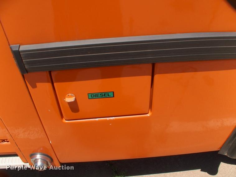 image for item DP9286 2003 Blue Bird shuttle bus