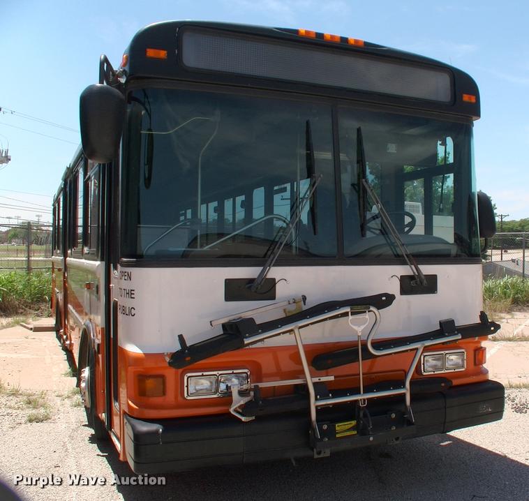 image for item DP9287 2003 Blue Bird shuttle bus