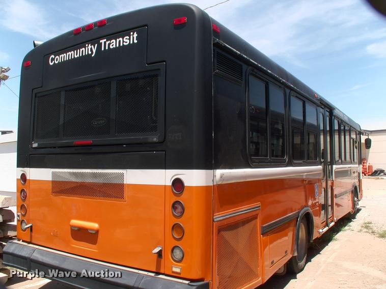 image for item DP9287 2003 Blue Bird shuttle bus