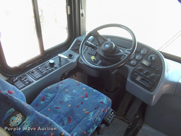image for item DP9287 2003 Blue Bird shuttle bus