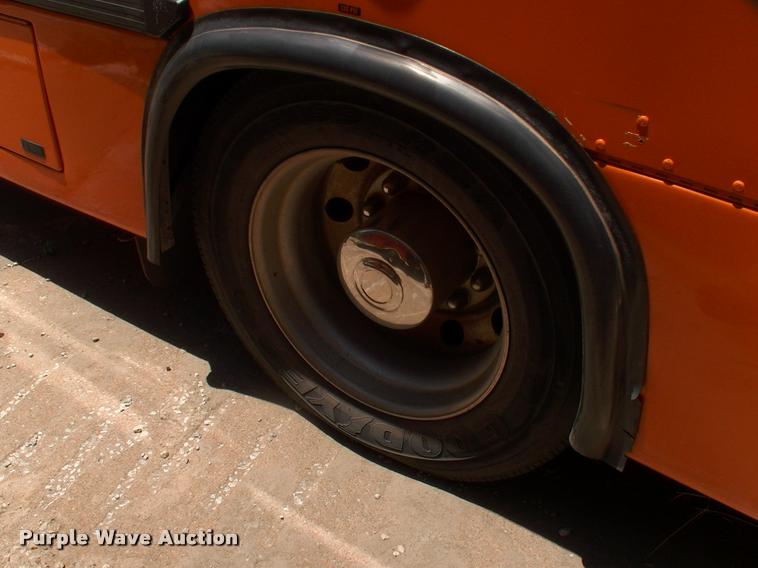 image for item DP9287 2003 Blue Bird shuttle bus