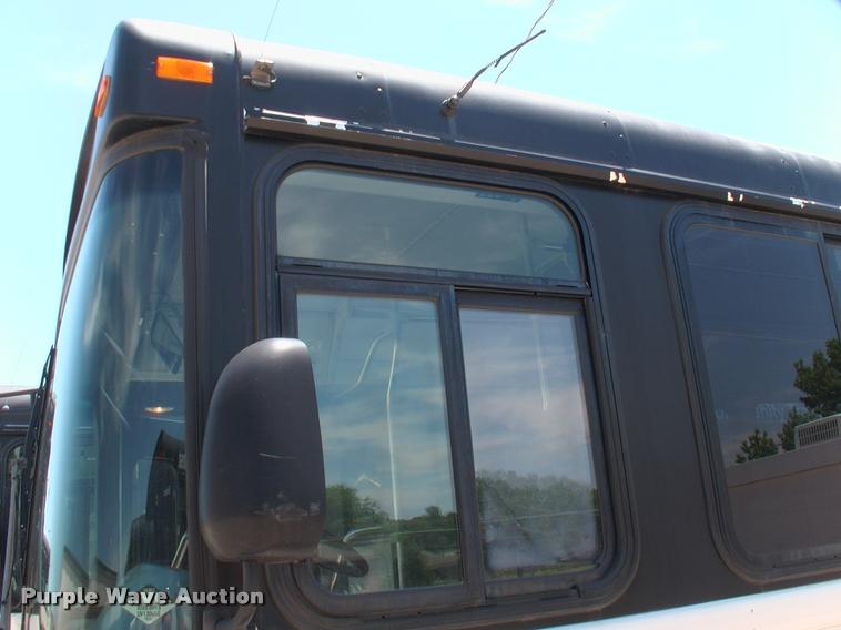 image for item DP9287 2003 Blue Bird shuttle bus