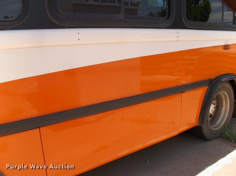 image for item DP9287 2003 Blue Bird shuttle bus