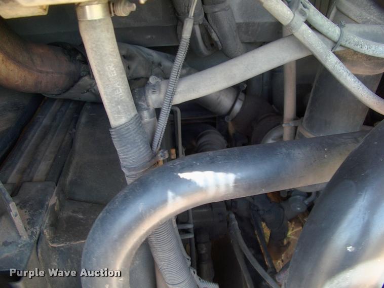 image for item DP9287 2003 Blue Bird shuttle bus