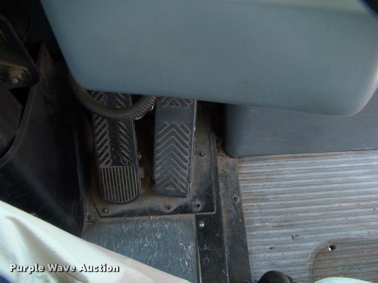 image for item DP9288 2003 Blue Bird shuttle bus