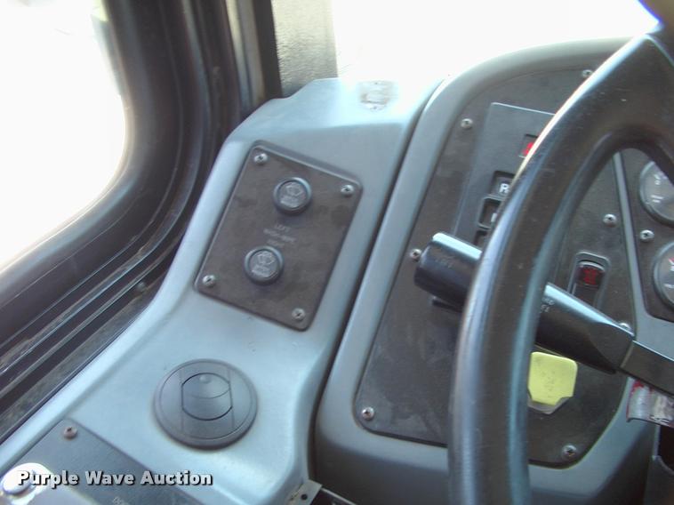 image for item DP9288 2003 Blue Bird shuttle bus