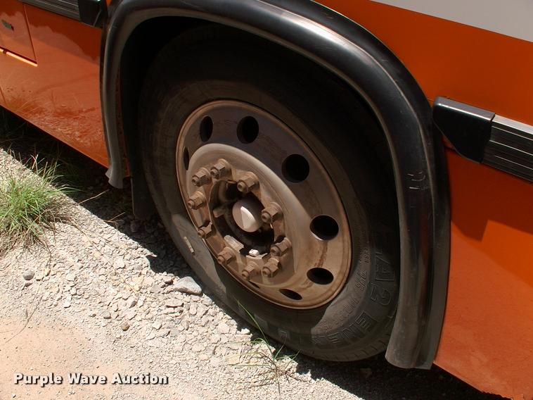 image for item DP9288 2003 Blue Bird shuttle bus