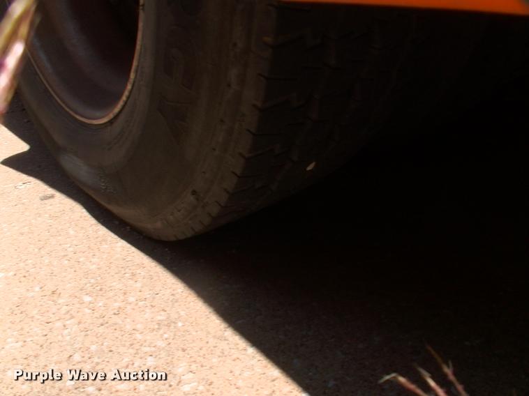 image for item DP9288 2003 Blue Bird shuttle bus