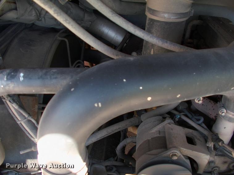 image for item DP9288 2003 Blue Bird shuttle bus