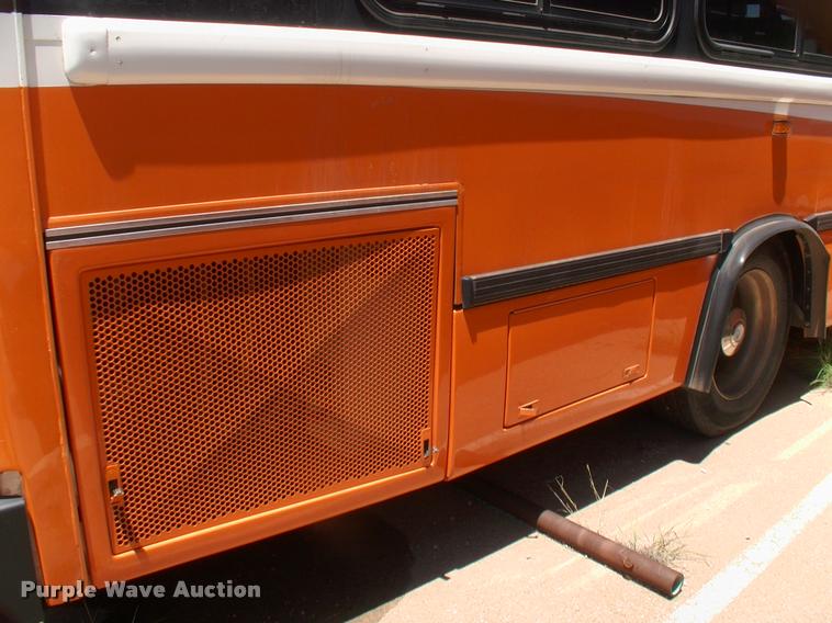 image for item DP9288 2003 Blue Bird shuttle bus