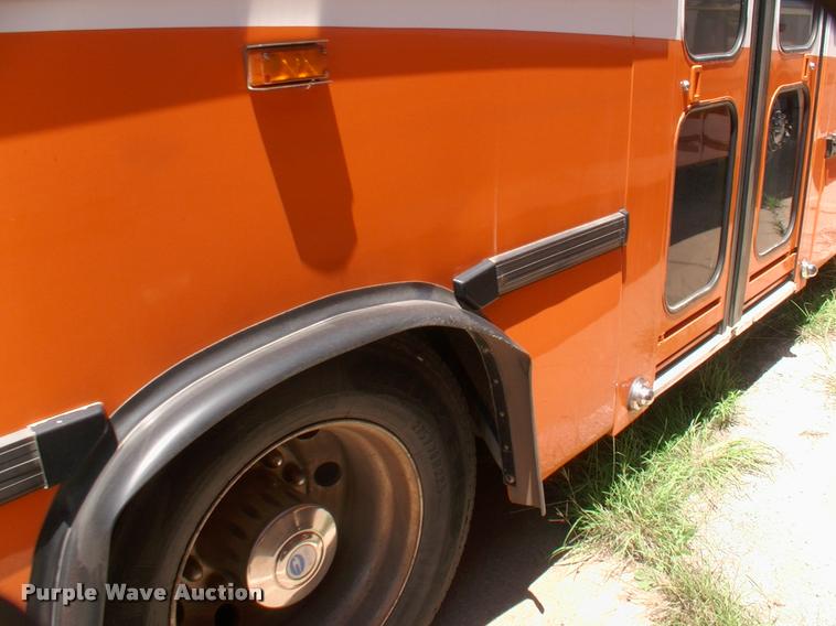 image for item DP9288 2003 Blue Bird shuttle bus