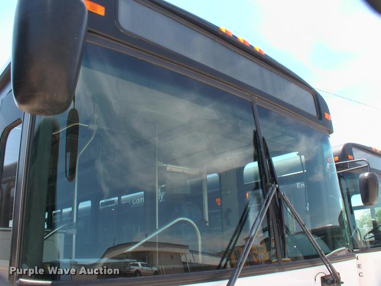 image for item DP9288 2003 Blue Bird shuttle bus