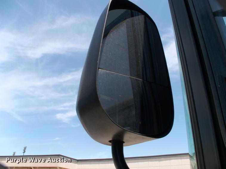 image for item DP9288 2003 Blue Bird shuttle bus