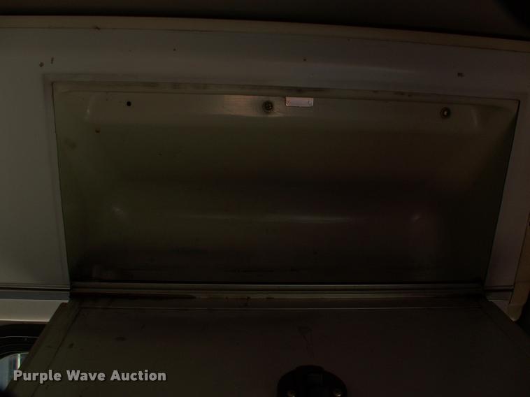 image for item DP9289 2003 Blue Bird shuttle bus