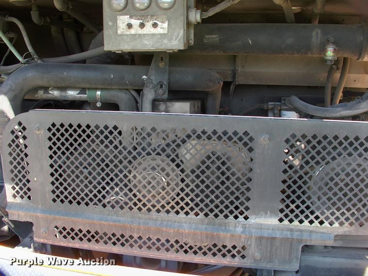 image for item DP9289 2003 Blue Bird shuttle bus