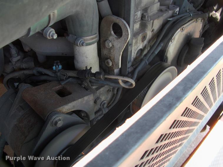 image for item DP9289 2003 Blue Bird shuttle bus