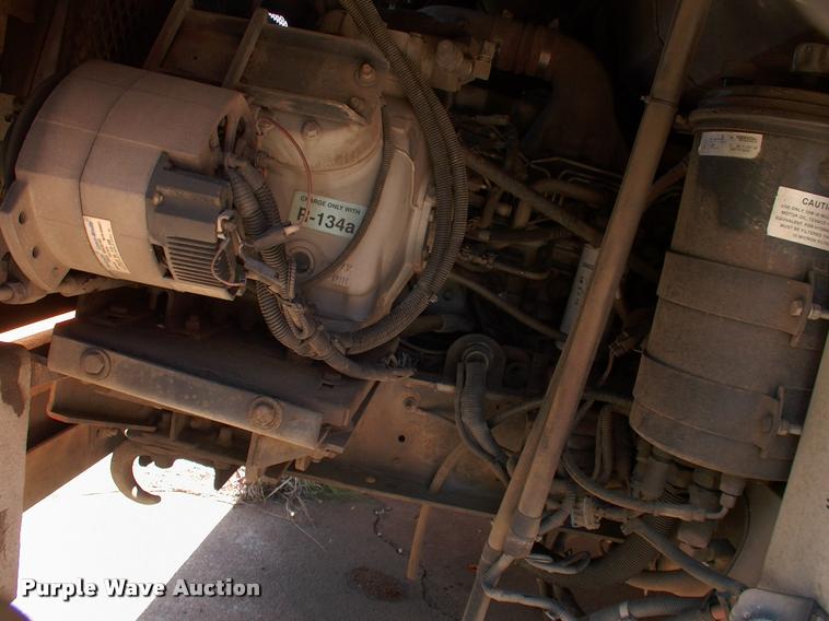 image for item DP9289 2003 Blue Bird shuttle bus