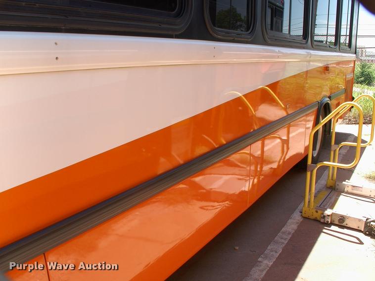 image for item DP9289 2003 Blue Bird shuttle bus