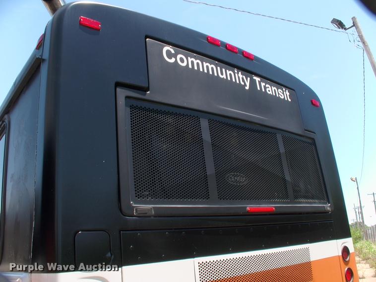 image for item DP9289 2003 Blue Bird shuttle bus