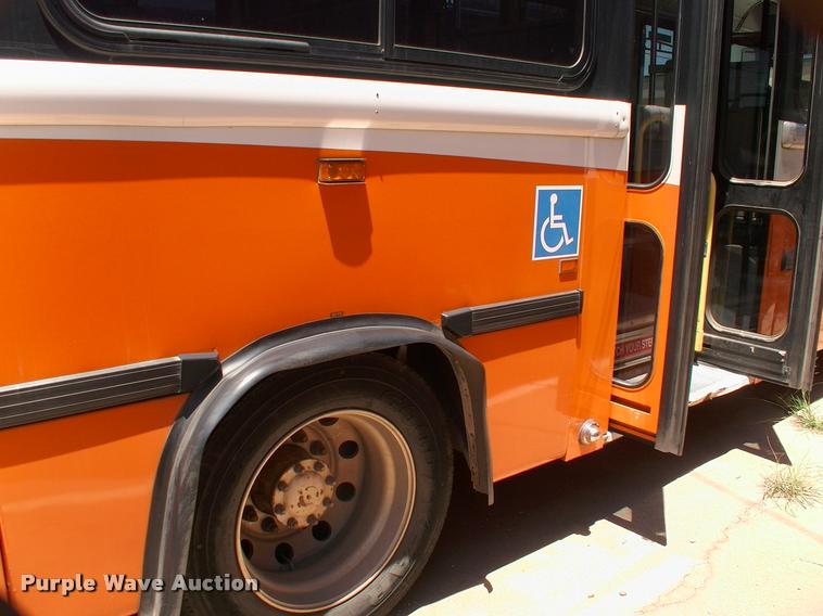 image for item DP9289 2003 Blue Bird shuttle bus