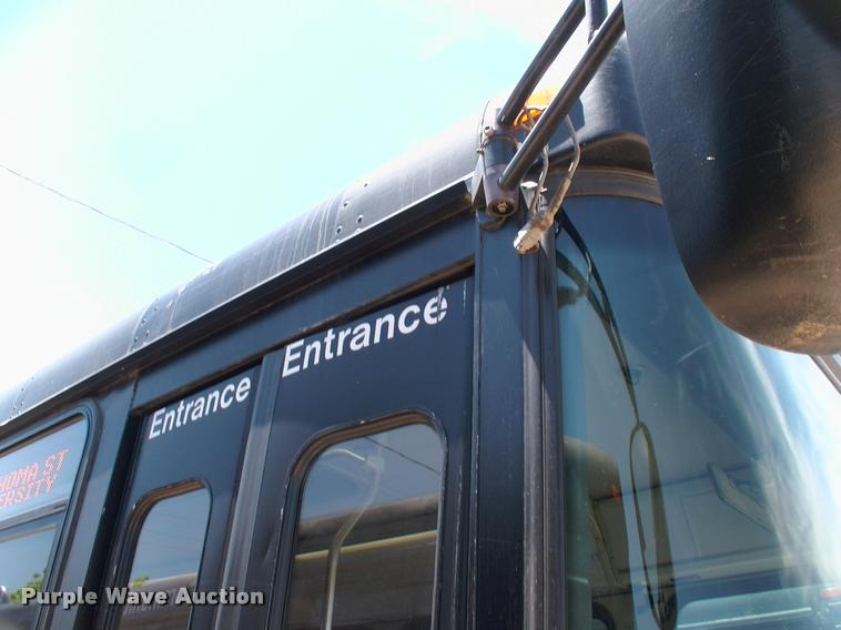 image for item DP9289 2003 Blue Bird shuttle bus