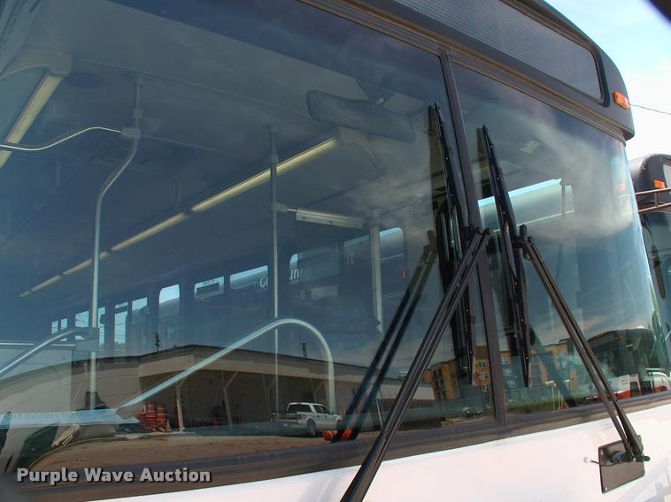 image for item DP9289 2003 Blue Bird shuttle bus