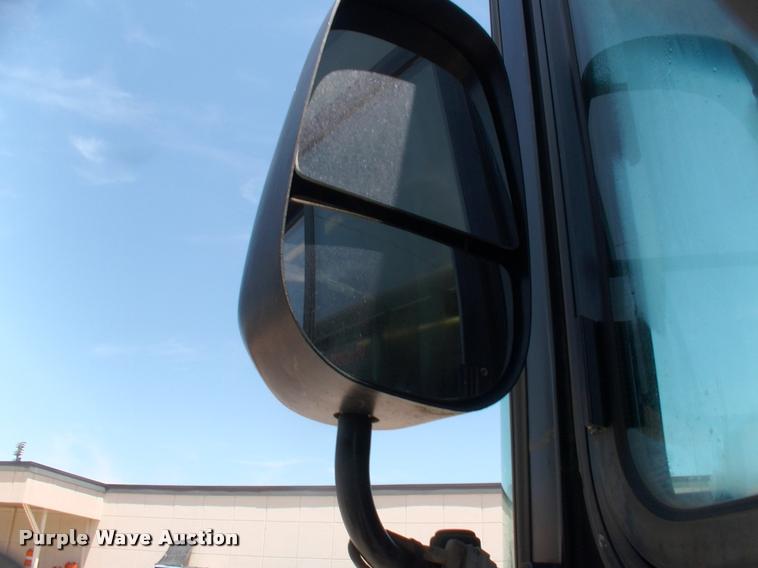 image for item DP9289 2003 Blue Bird shuttle bus