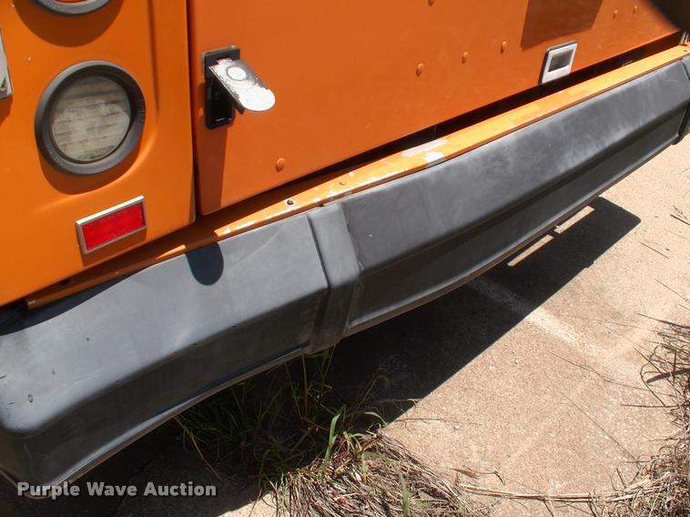 image for item DP9289 2003 Blue Bird shuttle bus