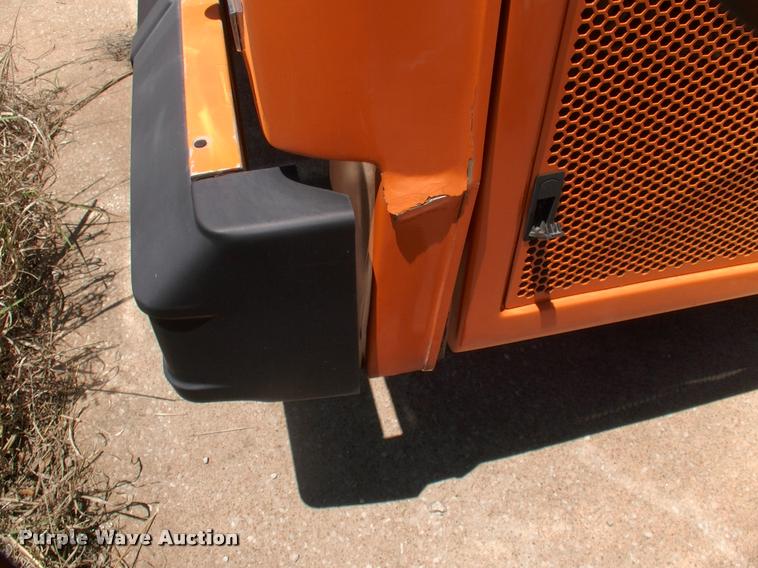 image for item DP9289 2003 Blue Bird shuttle bus