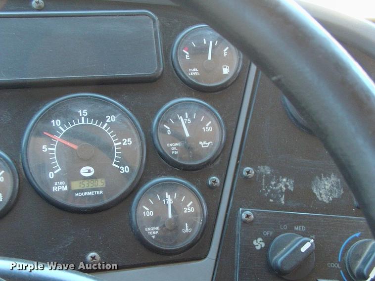 image for item DP9290 2003 Blue Bird shuttle bus