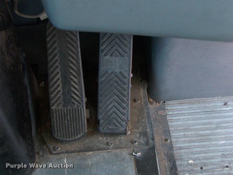 image for item DP9290 2003 Blue Bird shuttle bus