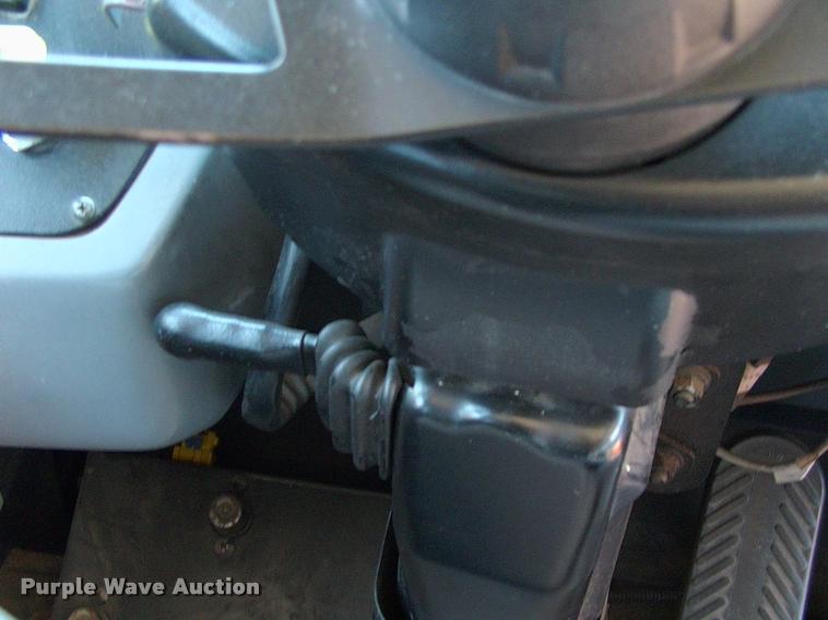 image for item DP9290 2003 Blue Bird shuttle bus