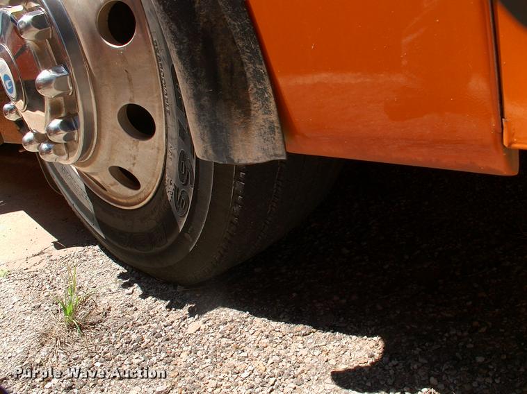 image for item DP9290 2003 Blue Bird shuttle bus