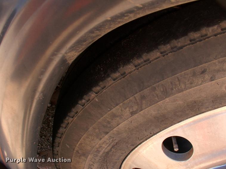 image for item DP9290 2003 Blue Bird shuttle bus