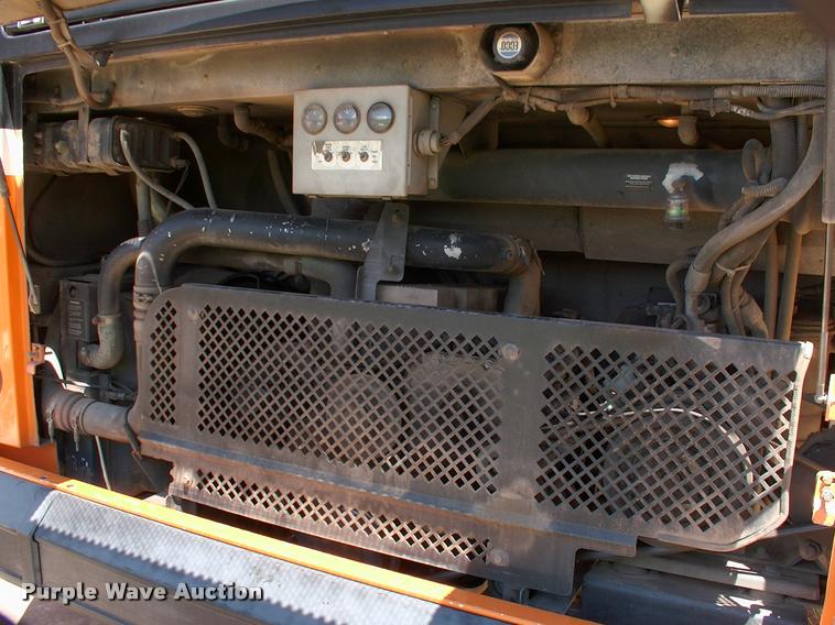 image for item DP9290 2003 Blue Bird shuttle bus