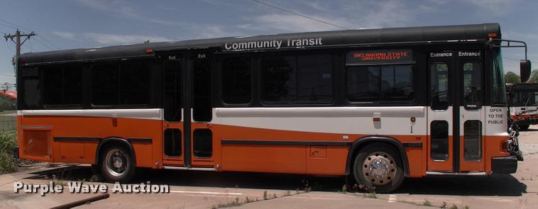 image for item DP9291 2003 Blue Bird shuttle bus