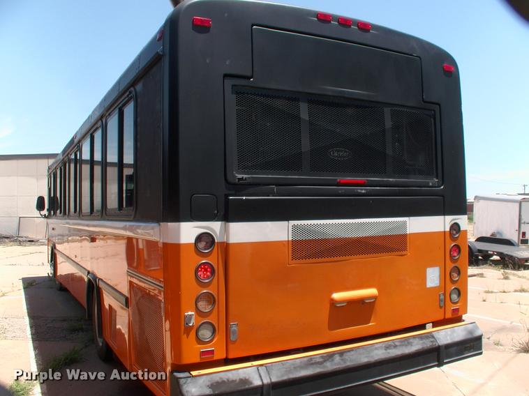 image for item DP9291 2003 Blue Bird shuttle bus