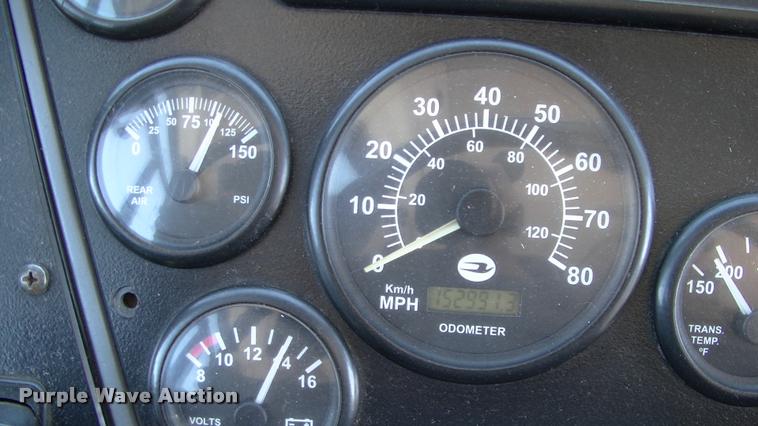 image for item DP9291 2003 Blue Bird shuttle bus