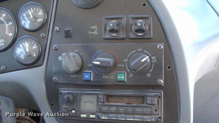 image for item DP9291 2003 Blue Bird shuttle bus