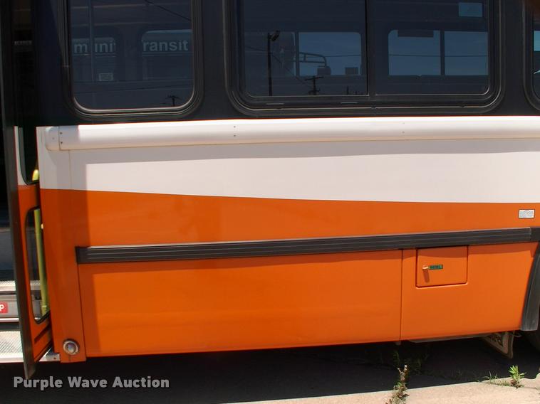 image for item DP9291 2003 Blue Bird shuttle bus