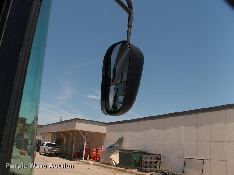 image for item DP9291 2003 Blue Bird shuttle bus