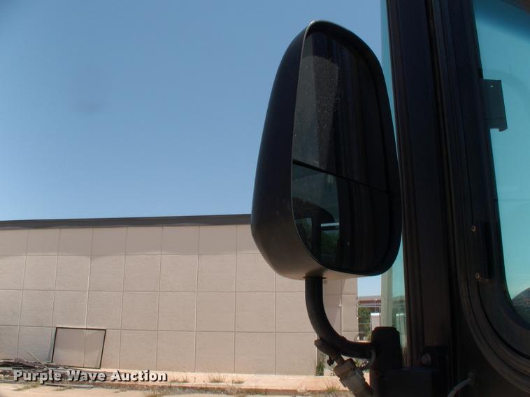 image for item DP9291 2003 Blue Bird shuttle bus