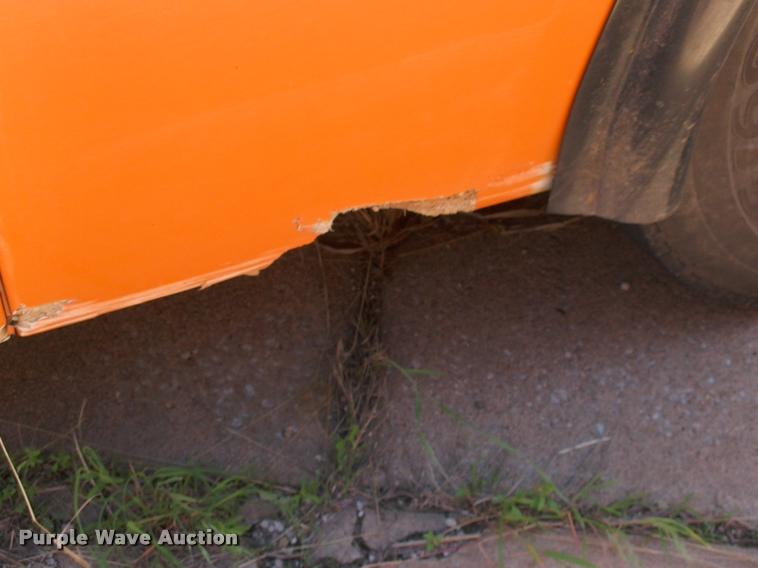 image for item DP9291 2003 Blue Bird shuttle bus