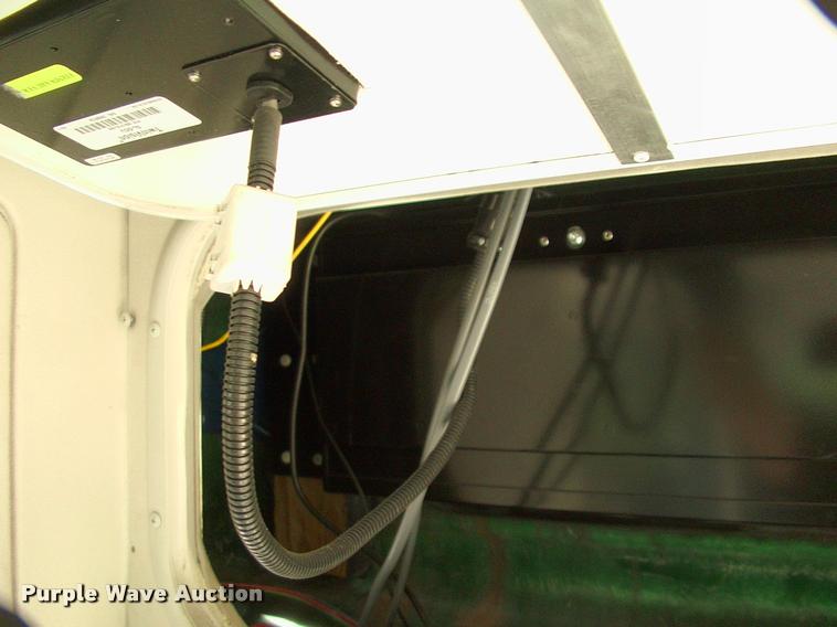 image for item DP9292 2009 Ford Econoline E450 shuttle bus